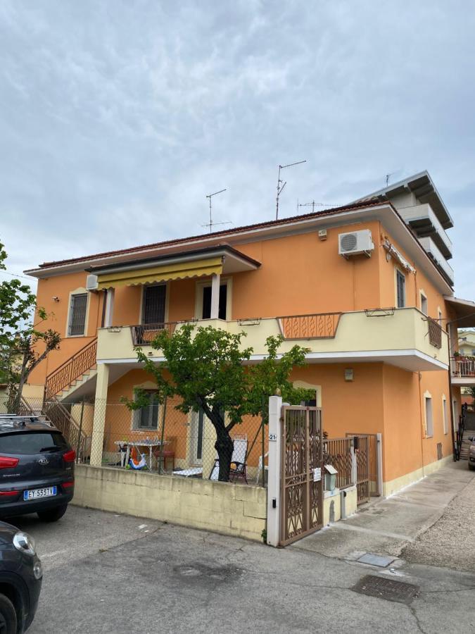 Mare E Relax La Bisiera Villa Montesilvano Exterior photo
